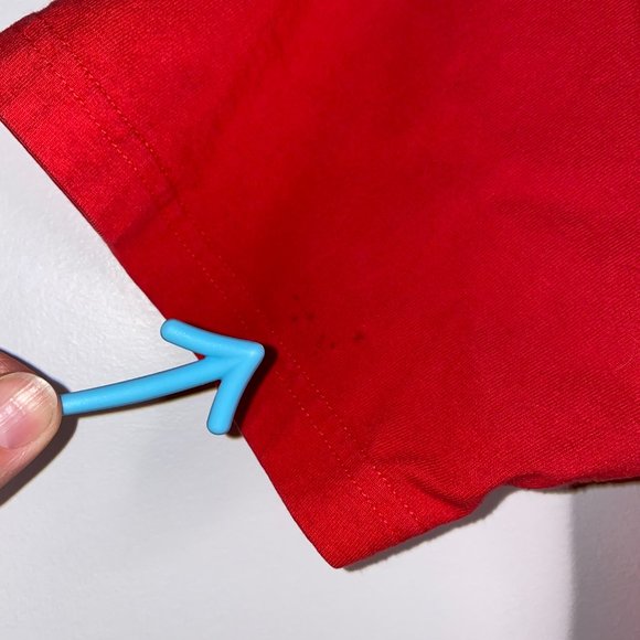 Mickey Mouse T-shirt Red Adult Med with Minnie Daffy Pluto Goofy Daisy Duck - Picture 5 of 9